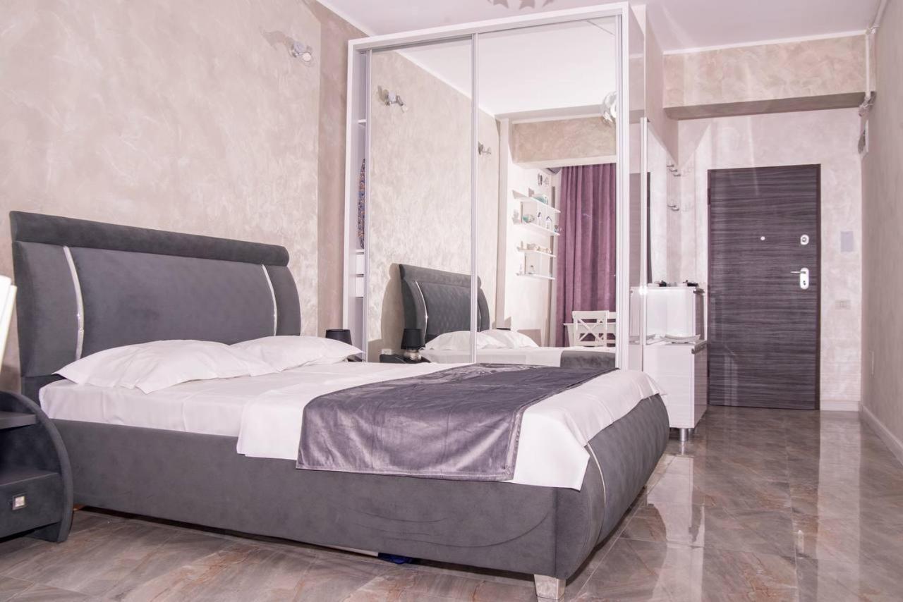 Building Stefan Lake Mamaia Exterior foto